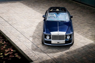 Coachbuilt one-off Rolls Royce Sweptail stars at Concorso d'Eleganza