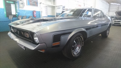 Rare Ford Mustang Mach 1 shines at auction