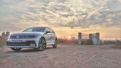 Tiguan a Golf GTI on stilts