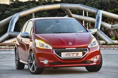 Small Pug packs extra-large punch - Peugeot 208 GTi