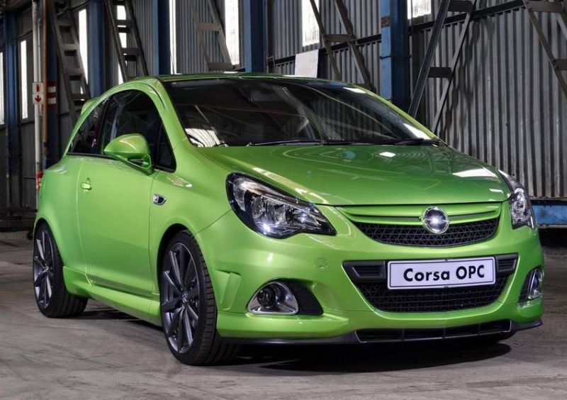 Opel builds its own little green hell - Opel OPC