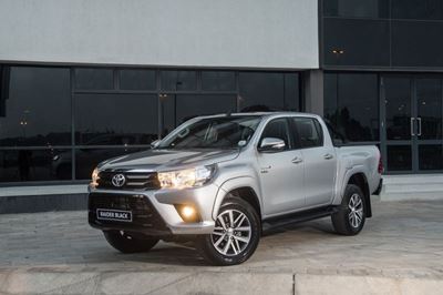 Toyota Hilux goes dark