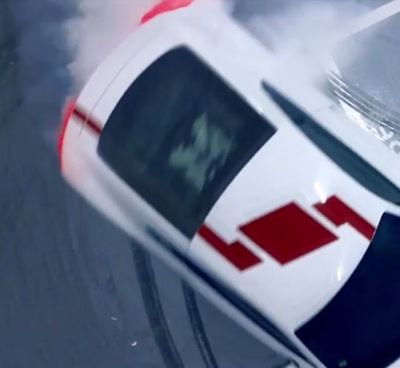 Donut spinning Frankfurt bound Audi R8 says goodbye to quattro