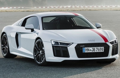 RWD Audi R8 and autonomous concepts bow in Frankfurt