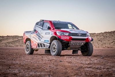 Toyota prepare for Dakar 2018
