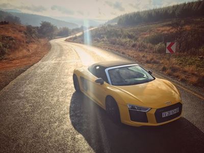 Audi R8 V10 Spyder is awe-inspiring