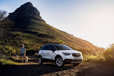 Crossland X expands Opel's SUV range