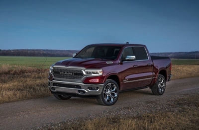Ram debuts more aggressive 1500 with hybrid touch
