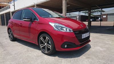Refreshed Peugeot 208 GT-Line surprises