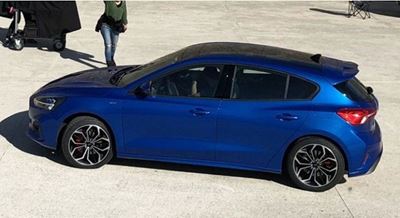 New Ford Focus leaks minus any camouflage