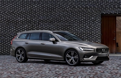 Volvo V60 debuts ahead of Geneva with Thor touches