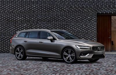 Volvo V60 debuts ahead of Geneva with Thor touches