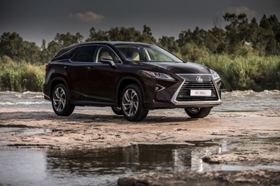 Seven-seat Lexus RX L touches down