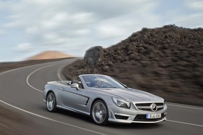 Mercedes showing off with SL AMG