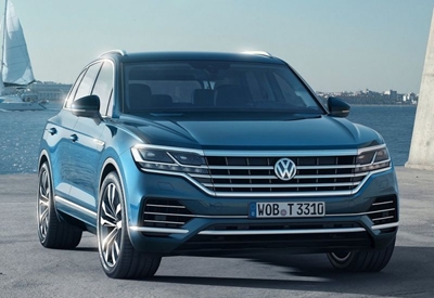 Volkswagen debuts tech loaded, lighter new Touareg