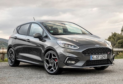 Auto-shifting Ford Fiesta ST and scorching RS coming by 2020