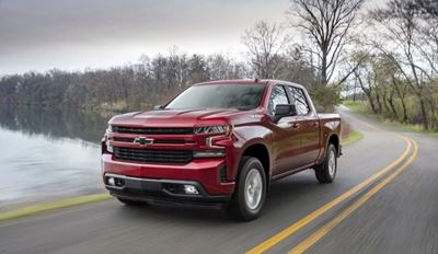 Chevrolet drops new Silverado cylinder count to four