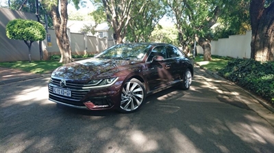 Volkswagen Arteon, the premium anti-SUV sedan