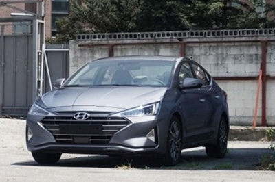 New Hyundai Elantra details and more images leak