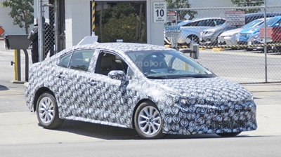 New Toyota Corolla dons less prominent disguise