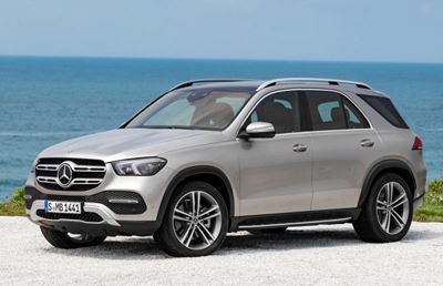 New Mercedes-Benz GLE (finally) shows its true self