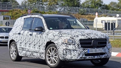 Mercedes-Benz GLB comes clean on the inside