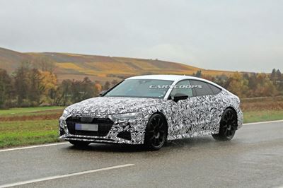 Production spec Audi RS7 spied in the wet