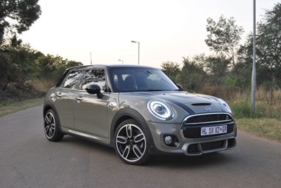 Five-door Mini Cooper S plays the deception game