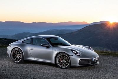 New Porsche 911 debuts in LA with a familiar face and more power