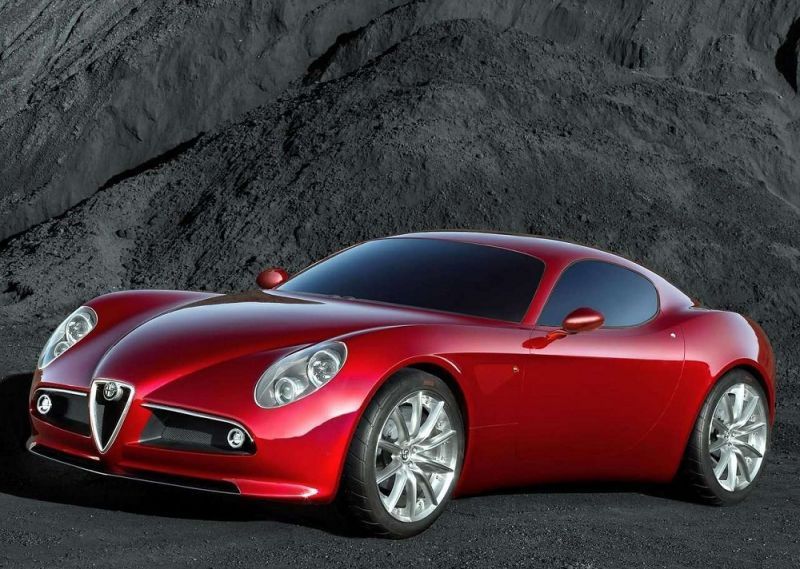 Next Alfa Romeo 8C pushed back to 2023 | George Herald