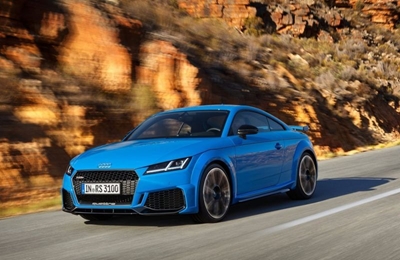 More aggressively styled Audi TT RS shows itself before Geneva