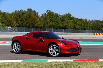Alfa’s mini-supercar 4C in SA