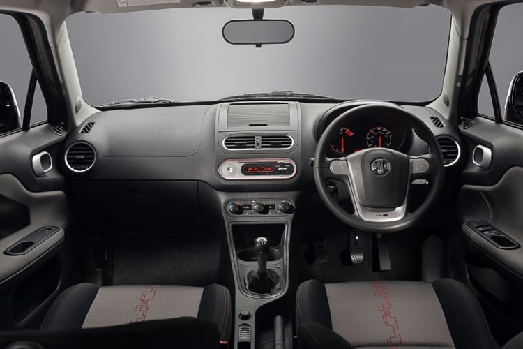 autodealer_937_3.jpg