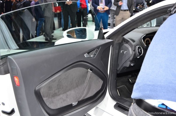 autodealer_990_8.jpg