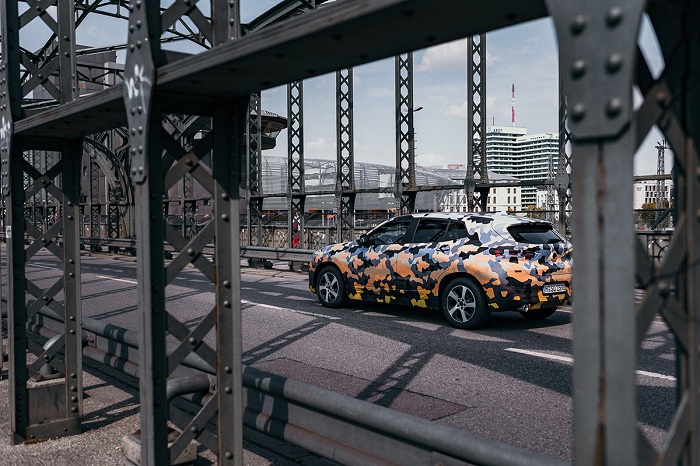 Urban wrapped BMW X2 officially teased-Autodealer