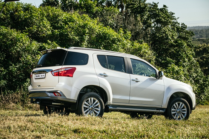Isuzu’s Fortuner rival priced-Autodealer
