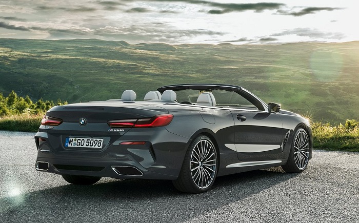 BMW 8-series gets more striking by dropping its top-Autodealer