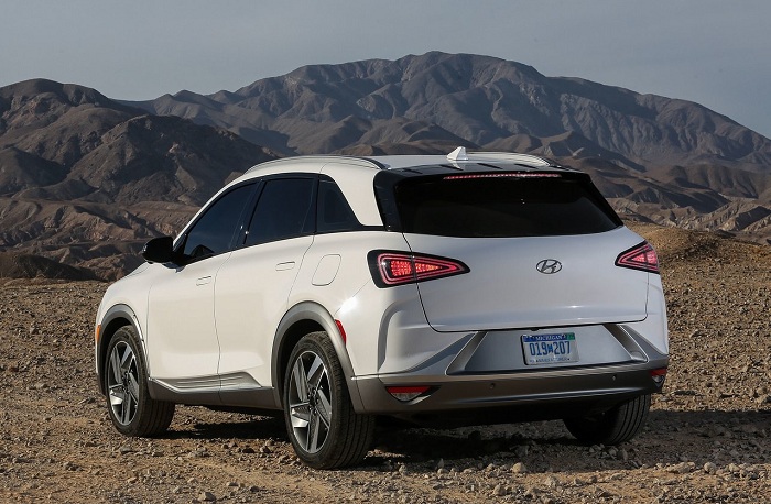 Fuel-cell Hyundai Nexo bows at CES-Autodealer