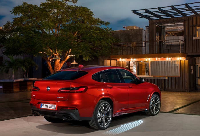 Sportier BMW X4 debuts-Autodealer