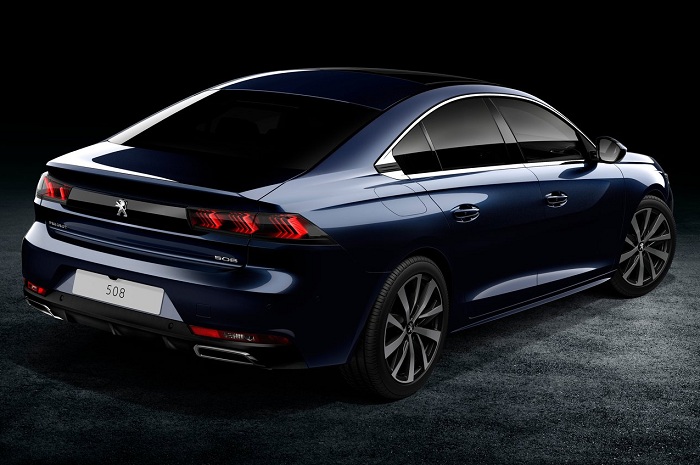 Slinky Peugeot 508 now in the open-Autodealer