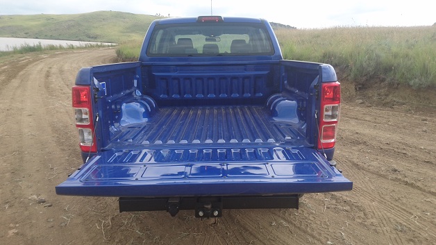 Is the Ford Ranger 2.2 TDCI auto the all-in-one bakkie?-Autodealer