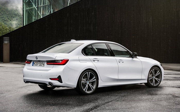 Lighter, tech packed all-new BMW 3-series debuts in Paris-Autodealer