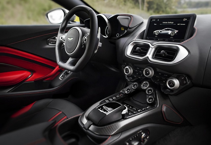 Spectre styled Aston Martin Vantage uncovered-Autodealer