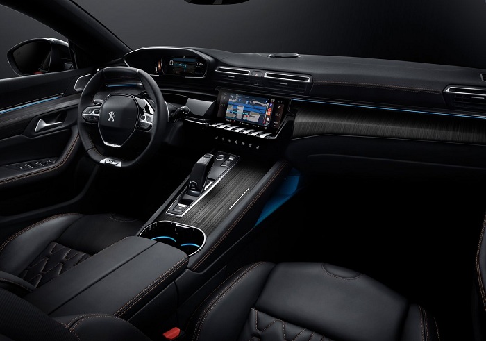 Slinky Peugeot 508 now in the open-Autodealer