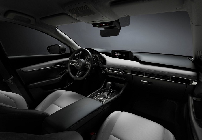 Striking all-new Mazda3 has its day in LA-Autodealer