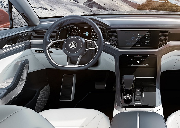 Volkswagen Atlas becomes coupe Cross Sport in New York-Autodealer