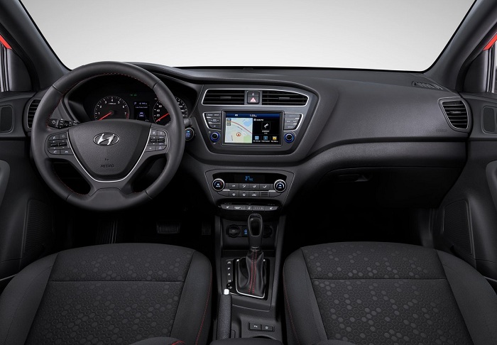 Subtly restyled Hyundai i20 debuts with more tech-Autodealer