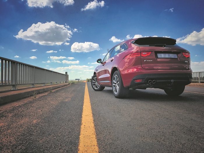 Jaguar's F-Pace pretty and relevant-Autodealer