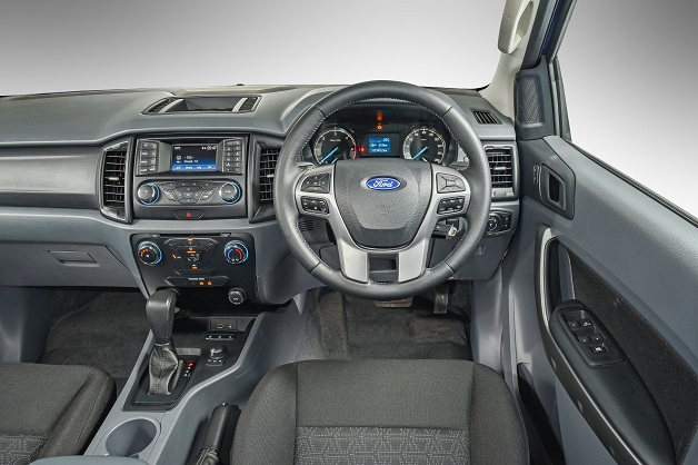 Is the Ford Ranger 2.2 TDCI auto the all-in-one bakkie?-Autodealer