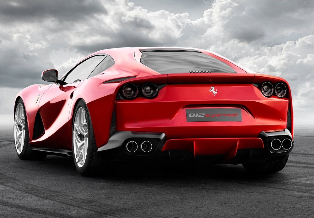 Ferrari says goodbye to NA V12 with 800 hp 812 Superfast-Autodealer